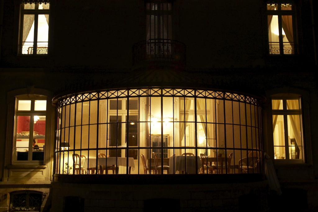 Chambres Au Chateau - Le Clos Des Tourelles Sennecey-le-Grand Exterior photo